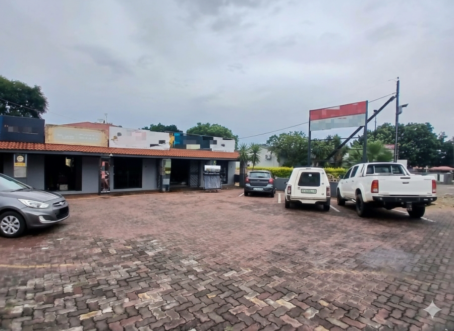 Commercial Property for Sale in Bodorp North West